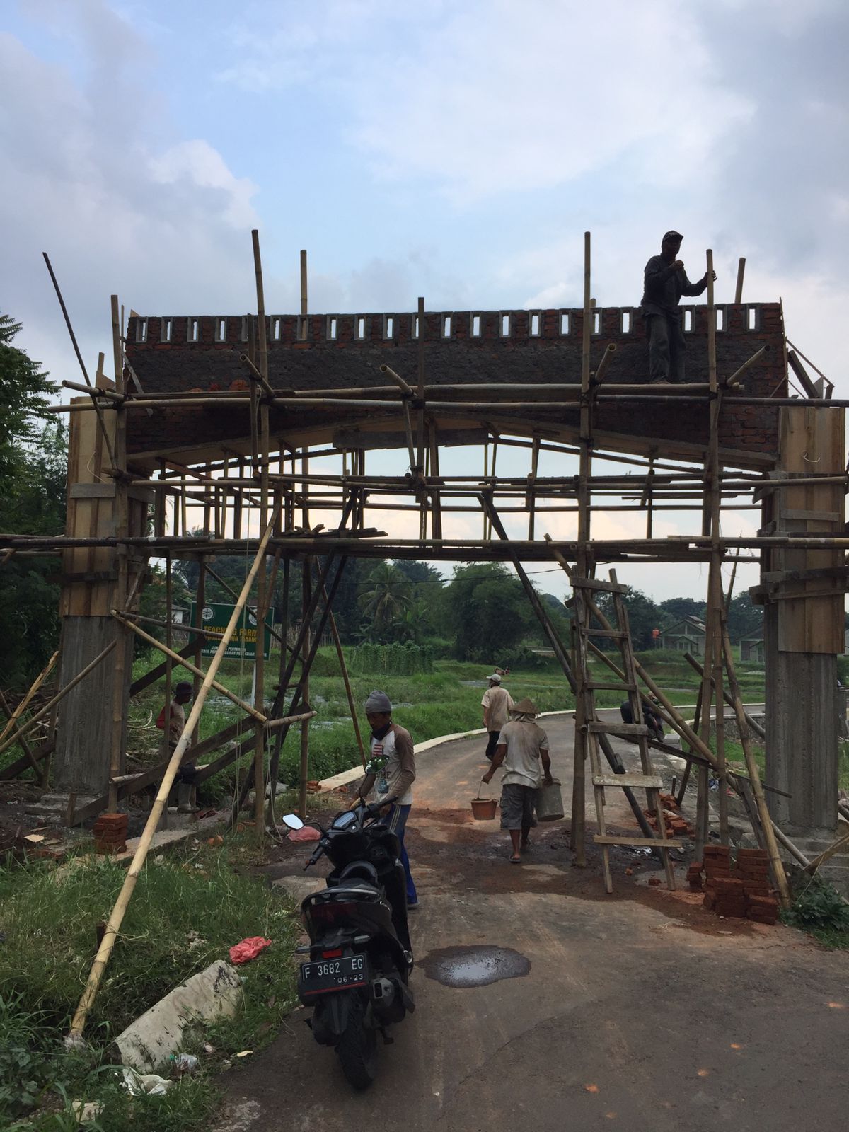 Jasa Pembuatan Gapura